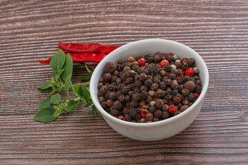 Red, black, yellow pepper mix