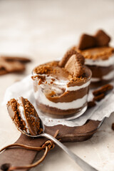 cold cheesecake biscuit lotus mascarpone dessert sweet layers cake in glass