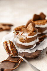 cold cheesecake biscuit lotus mascarpone dessert sweet layers cake in glass