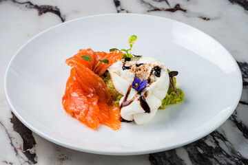 Burrata with salmon and guacamole