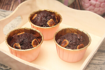 Muffins mit Schokolade