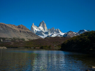 Capri Lake, Camino de los Tres, Mountain Fitz Roy, El Chalten, Patagonia Argentina