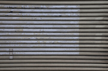 Obraz premium 古いシャッター扉