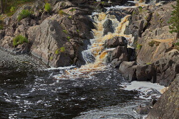 Rocky rapids on the Tokhmajoki river.