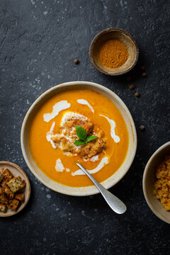 soupe velouté potiron et lentille courge carottes épices et lait de coco
