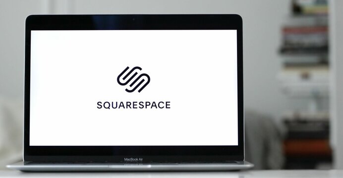 Squarespace Logo On Laptop Scree