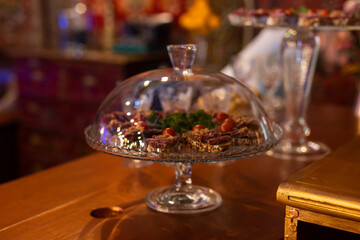 flavored toasted croutons croutons in glass vase