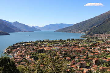 Blick auf Gravedona am Comer See