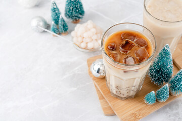 Obraz na płótnie Canvas Bubble milk tea with ice with delicious tapioca