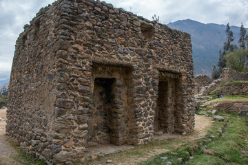 Inca structure with arches in the archaeological site Quelloraqay, in the Sacred Valley Peru.