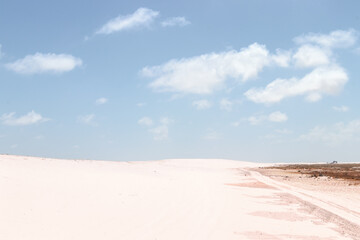 white sand / lençois maranhenses