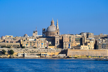 Fototapeta na wymiar View of Valletta, capital of Malta from the town of Sliema