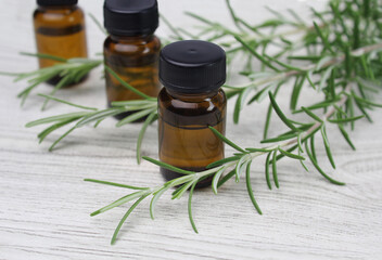 アロマ　セラピー　スパ　ローズマリー　ハーブ　余白
