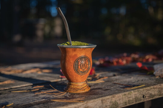Traditional gaucho beverage / Chimarr&atilde;o Ga&uacute;cho em cuia com o bras&atilde;o do Rio Grande do Sul