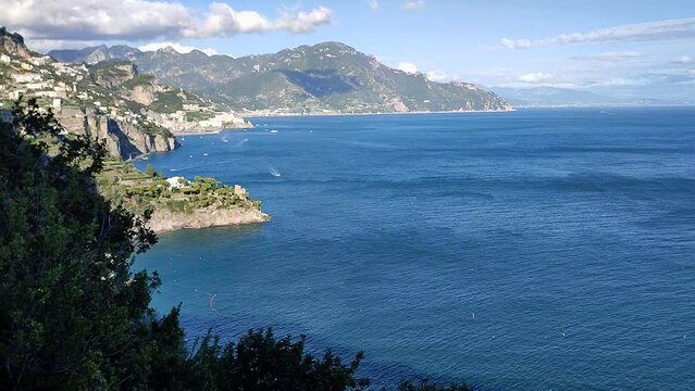 Conca dei Marini - Panoramica della costiera da Via Pistello
