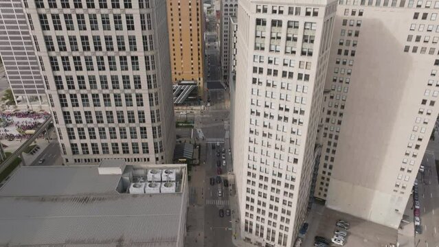 Street in Detroit with Tilt Up 4K Aerial