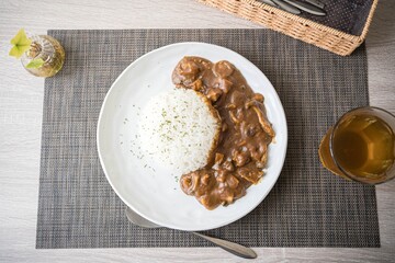 真俯瞰で見たカレーライス