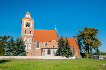 Fototapeta na wymiar Church of St. Jadwiga in Nieszawa, Kuyavian-Pomeranian Voivodeship, Poland 