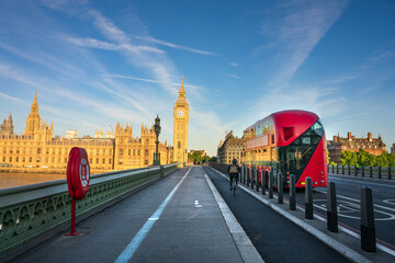 Fototapeta na wymiar Big Ben and Westminster bridge in London. England