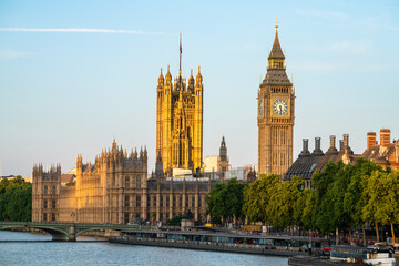 Fototapeta na wymiar Big Ben and Westminster bridge captured in the morning light in London. England