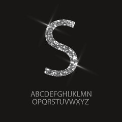 Naklejka premium Glitter silver alphabet. 26 english luxury sparkling letters. Vector design.
