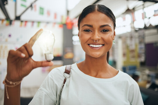 Light Bulb, Idea And Student With Classroom Innovation, Learning Inspiration And Education Teaching Motivation. Teacher Or College Woman With Lightbulb Icon For Problem Solving And Research Strategy