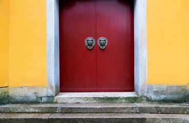 The door and knockers of Chinese temple