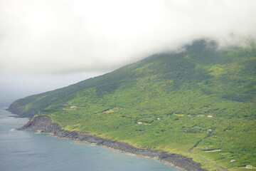 Naklejka premium Hajijo Fuji Mountain in Hachijo-jima, Tokyo, Japan - 日本 東京 八丈富士