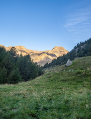 Fototapeta na wymiar mountains in Kurzras in South Tyrol