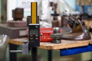 Caliper height gauge on surface plate and measure the product size on surface magnet, Tool for...