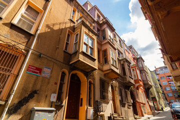 Fototapeta na wymiar Ottoman house architecture in Balat district of Istanbul