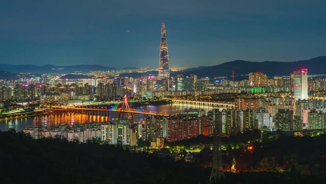 Seoul skyline panorama at night with view of Lotte World Tower
