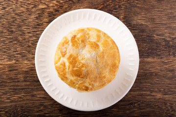 ビーフシチューパイ包み