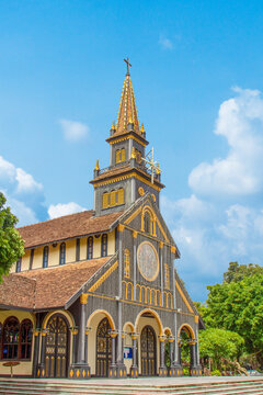 Church in the city of Kon Tum in the Central Highlands of Vietnam is an ancient relic with unique wooden architecture of high aesthetic value