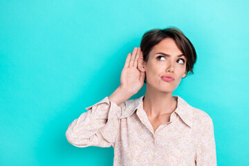 Photo of concentrated lady arm ear listening secrets hmm look empty space wear stylish clothes...