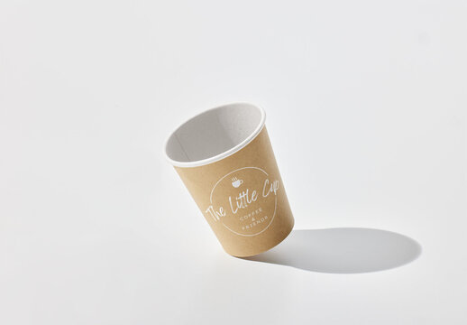 Paper Cup Mockup in Equilibrium