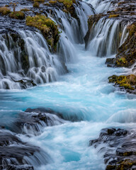 Bruarfoss - Islands blauer Wasserfall