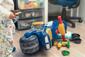 Fototapeta premium children playing with toys