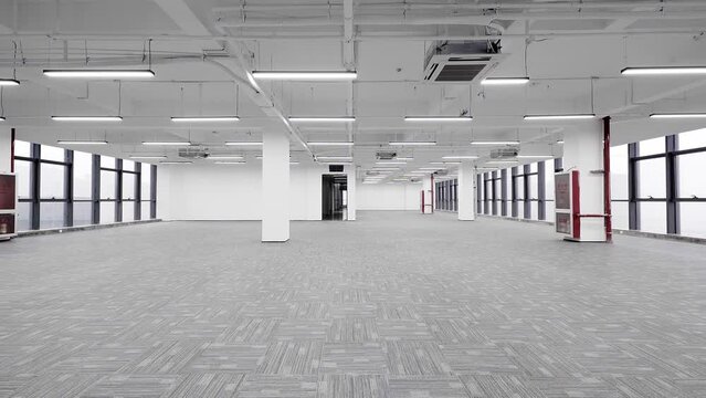 empty office 