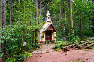 Kaplica w Zielonej Dolinie Kudowa-Zdr&oacute;j