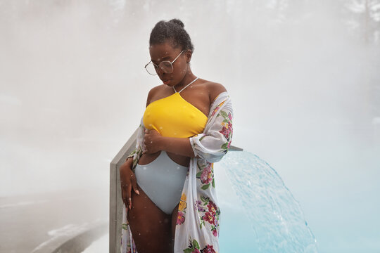 Curvy Black Woman Premium Images – Browse 1,552 Stock Photos