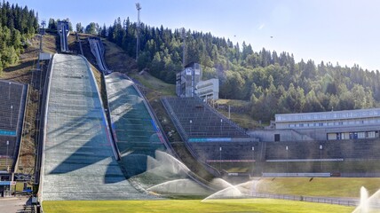 installation de saut en ski (sautoir) de Lillehammer en Norvège