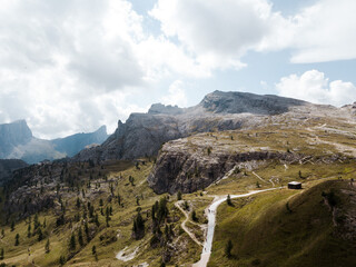Fototapeta na wymiar Amazing panoramic view of the Dolomites at Cinque Torri 5 Italy