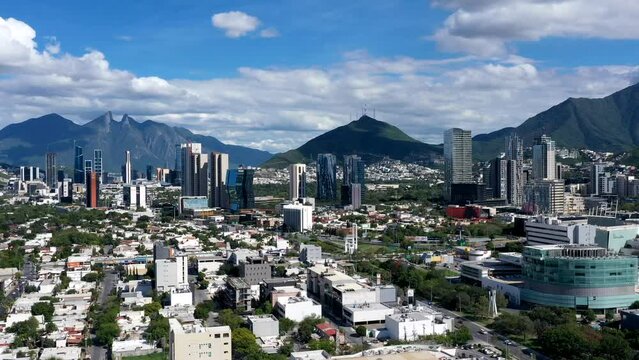Parque Mississippi, San Pedro Garza Garc&iacute;a, Monterrey, Nuevo Le&oacute;n. M&eacute;xico