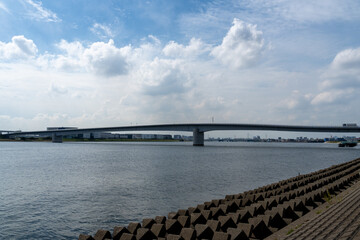 東京大田区羽田と神奈川県川崎を結ぶ多摩川スカイブリッジの風景
