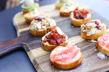 bruschetta with tomato and basil