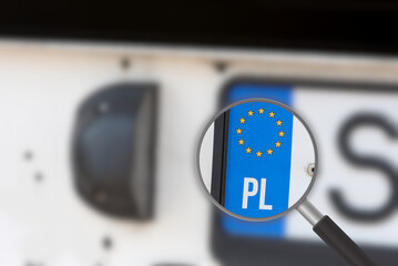 Auto und EU Kennzeichen für Polen - obrazy, fototapety, plakaty