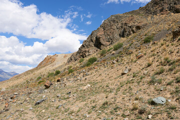Close-up of the rock from which the rocks were falling.