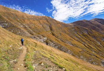 Obraz premium Monti della Laga (Italy) - High peaks in the mountain range Monti della Laga, Lazio and Abruzzo region, named Pizzo di Sevo and Cima Lepri, over 2400 meters, during autumn foliage.