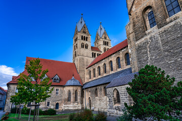 Fototapeta na wymiar Liebfrauenkirche Halberstadt